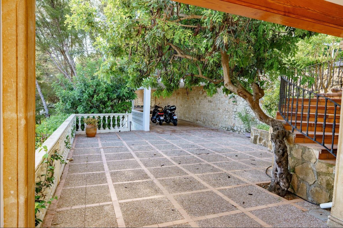 Villa | Chalet en venta en Dénia