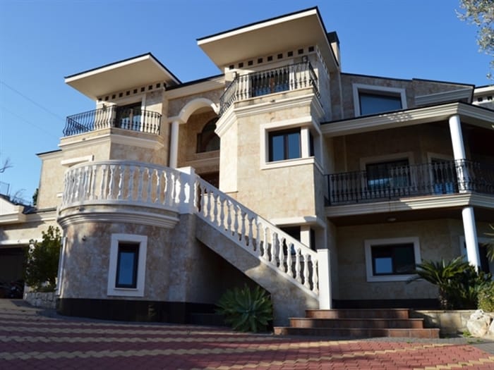 Villa | Chalet en venta en Dénia
