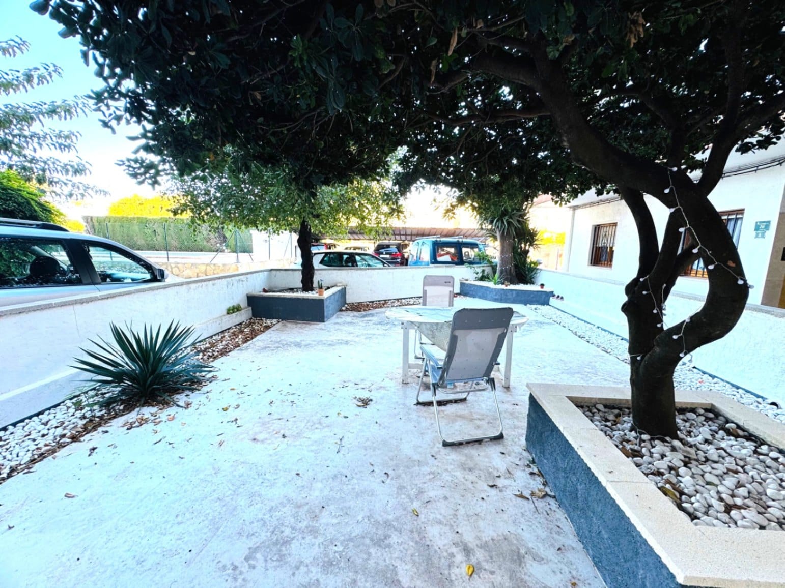 Apartamento planta baja con piscina urbanización la Vela