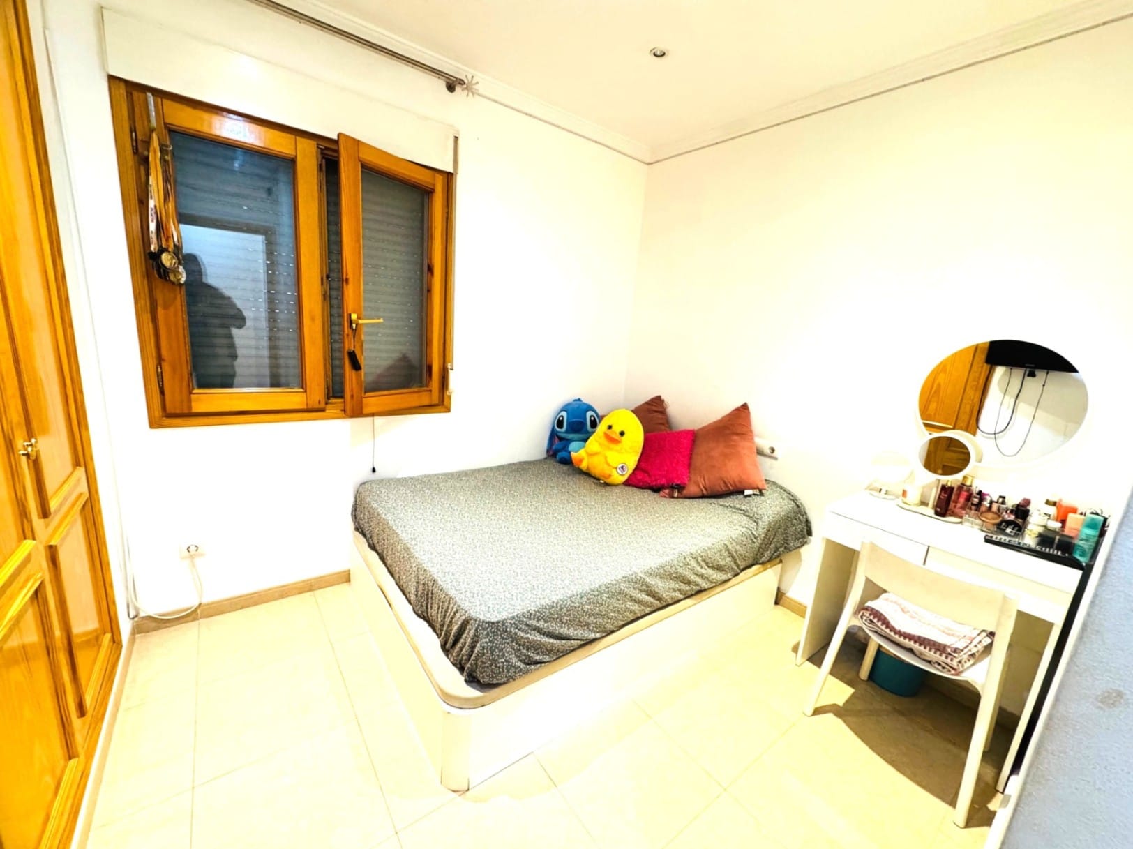 Apartamento planta baja con piscina urbanización la Vela