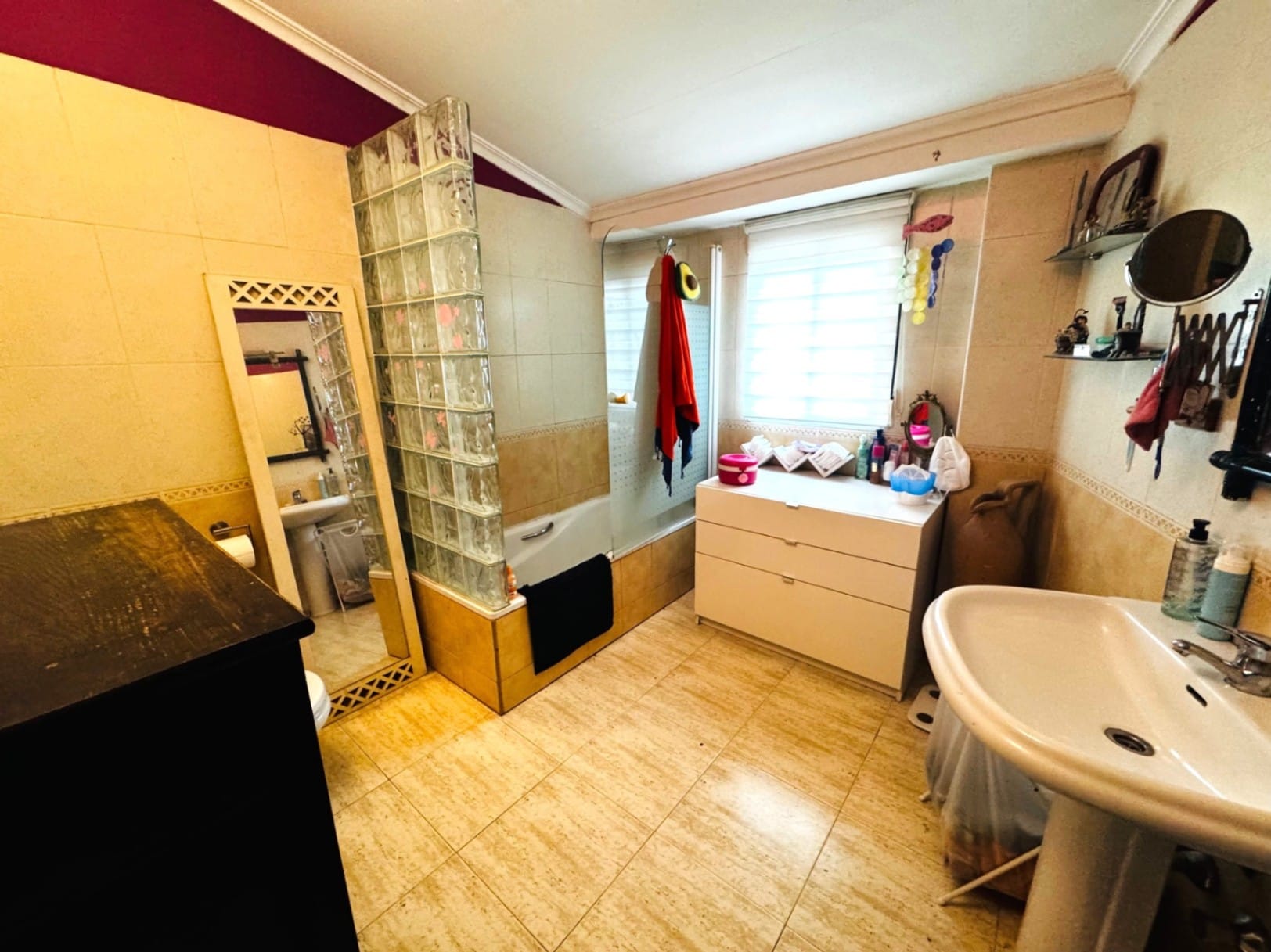 Apartamento planta baja con piscina urbanización la Vela
