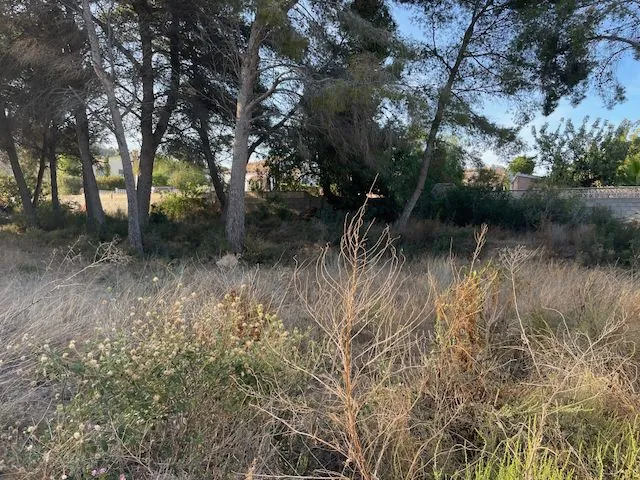 Parcela edificable en venta en Moraira | urbanización Estret