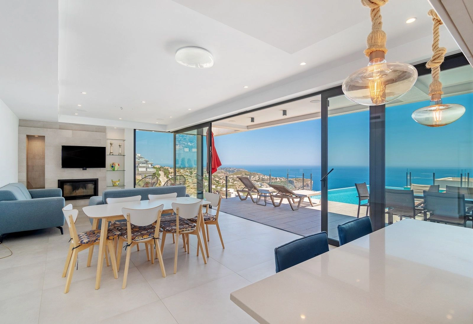 Chalet moderno en venta en Cumbre del Sol Benitachell, Costa Blanca