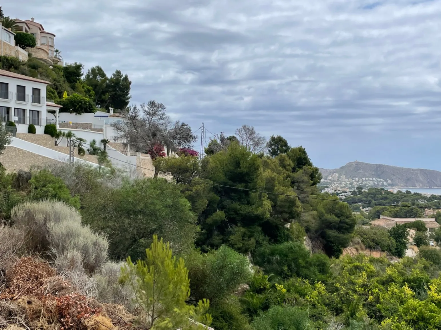 Dos parcelas edificables juntas en venta en Benimeit Moraira, Costa Blanca