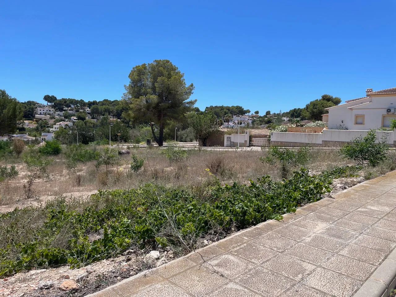 7 Exclusivas Parcelas con Gran Potencial en El Estret – Moraira