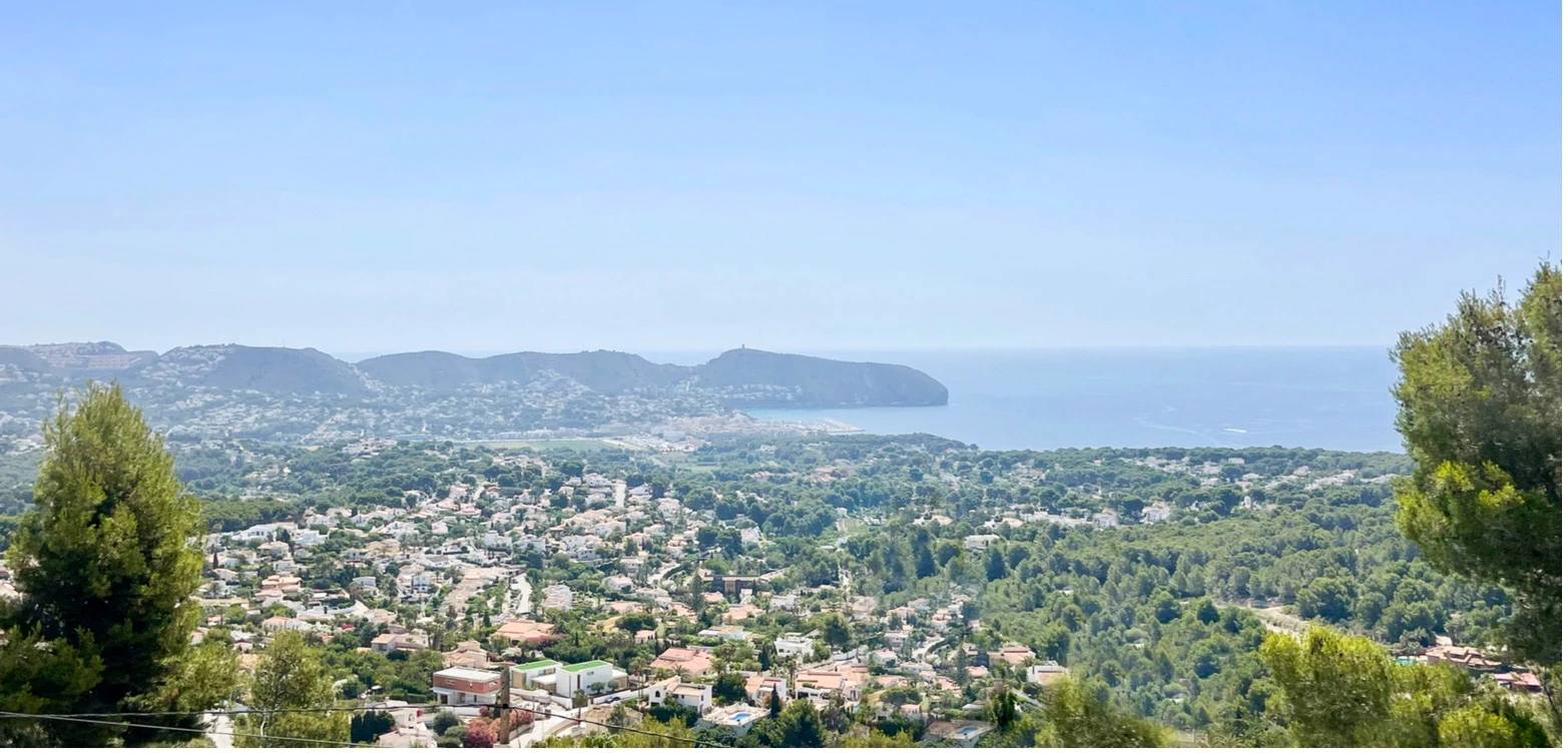 Villa de lujo moderna con vistas al mar en venta en Moraira | Fanadix
