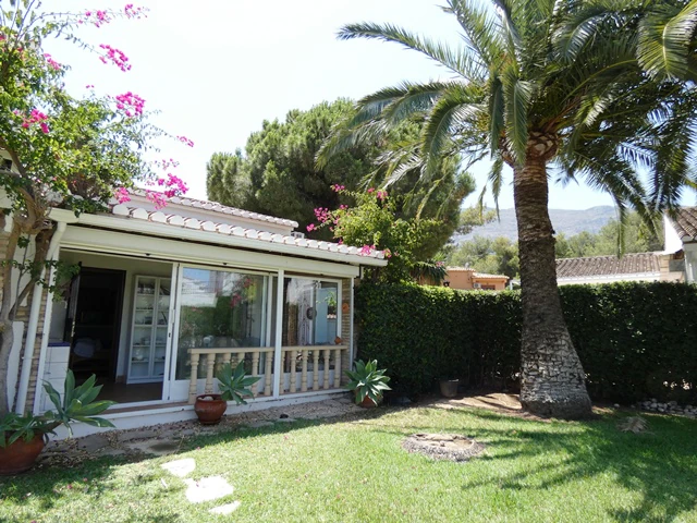 Chalet Adosado zona la florida las Rotas Dénia.