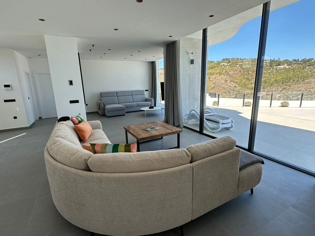 A347C - Preciosa villa de lujo y estilo moderno en Calpe