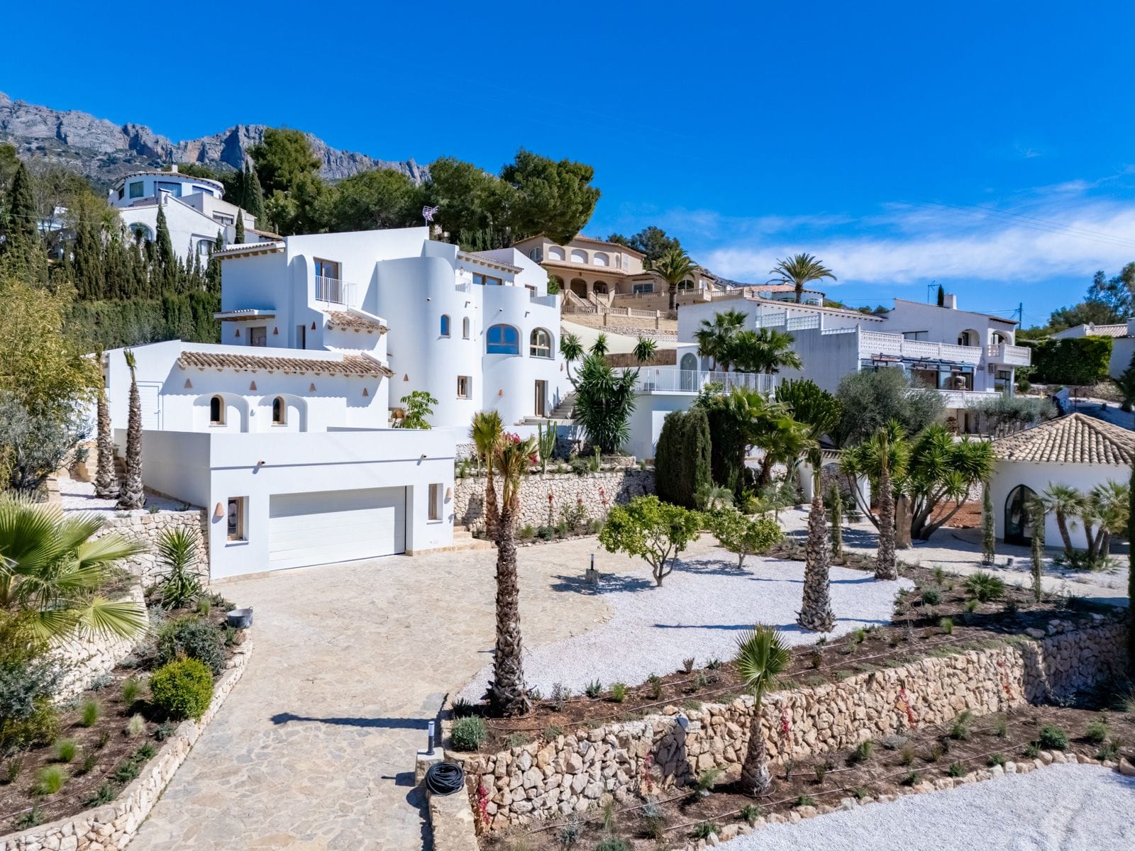 C384 - Impresionante Villa en Venta en Altea