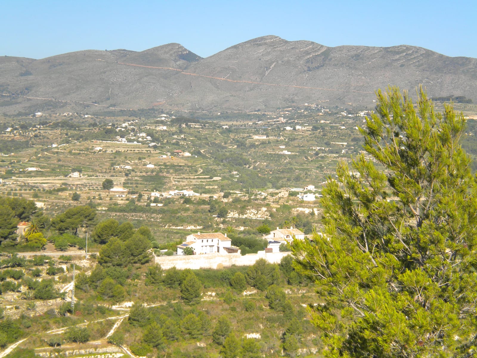 P114 - Large plot in Benissa