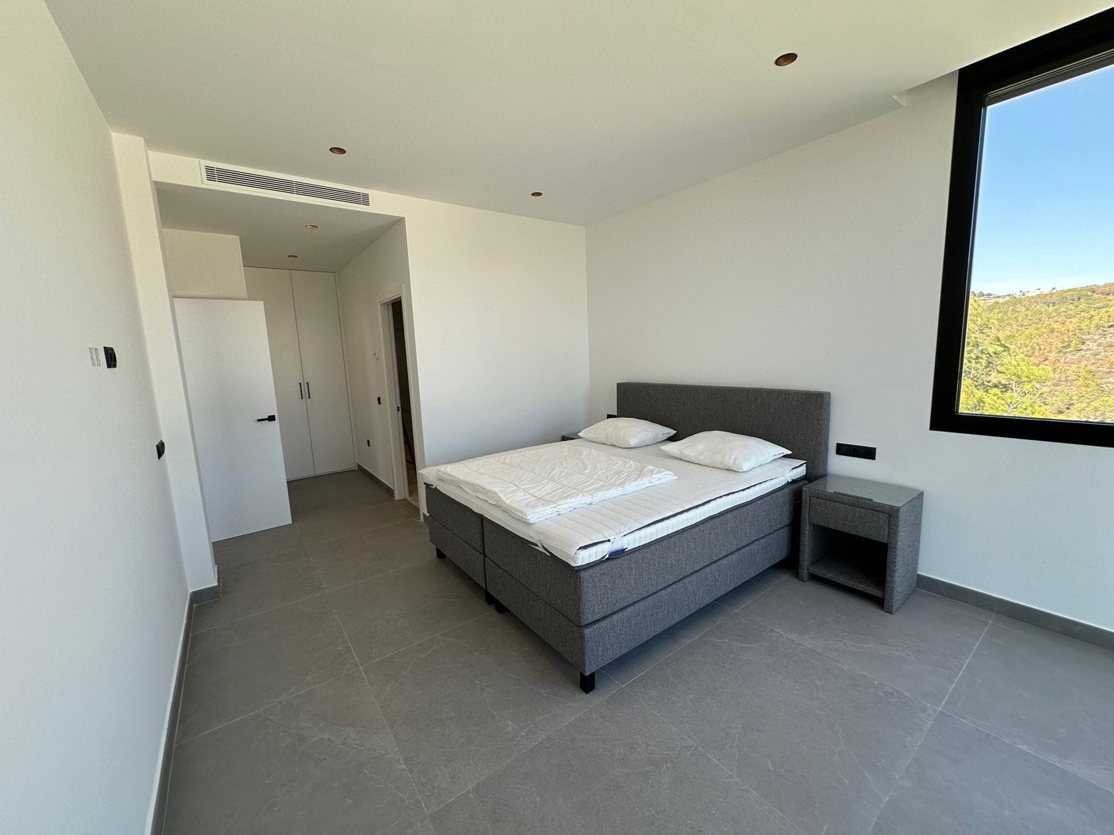 A347C - Preciosa villa de lujo y estilo moderno en Calpe