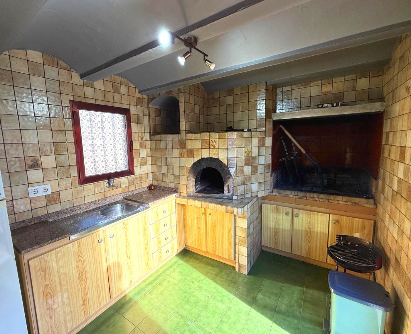 C417 - Magnífica villa con piscina y 11 habitaciones en una de las mejores zonas de Calpe