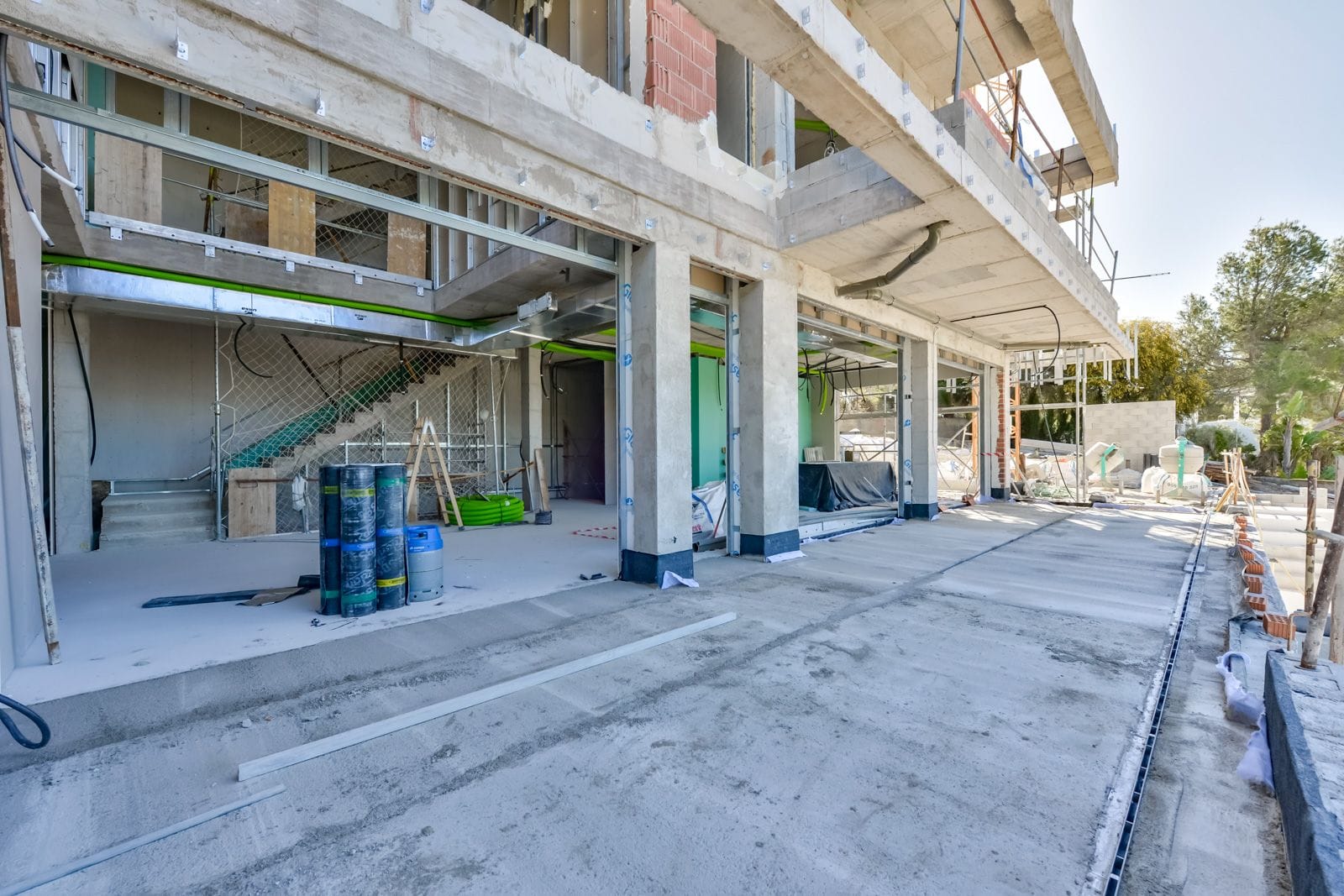 C386 - Impresionante villa en construcción