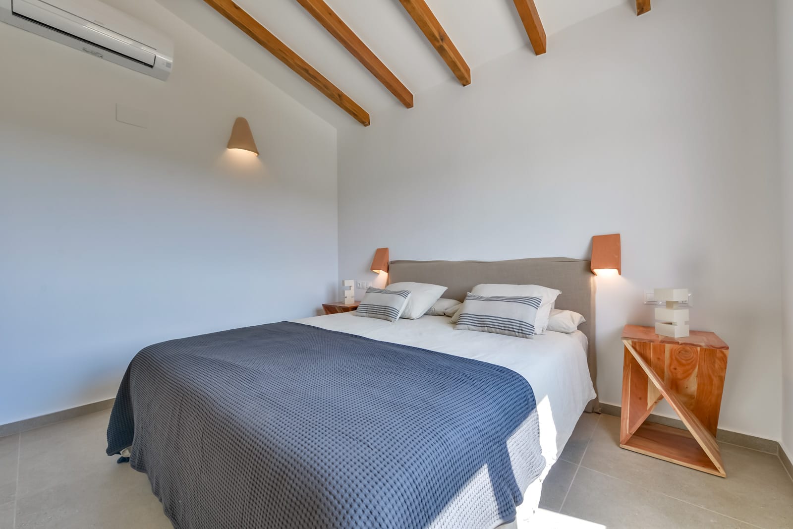 C384 - Impresionante Villa en Venta en Altea