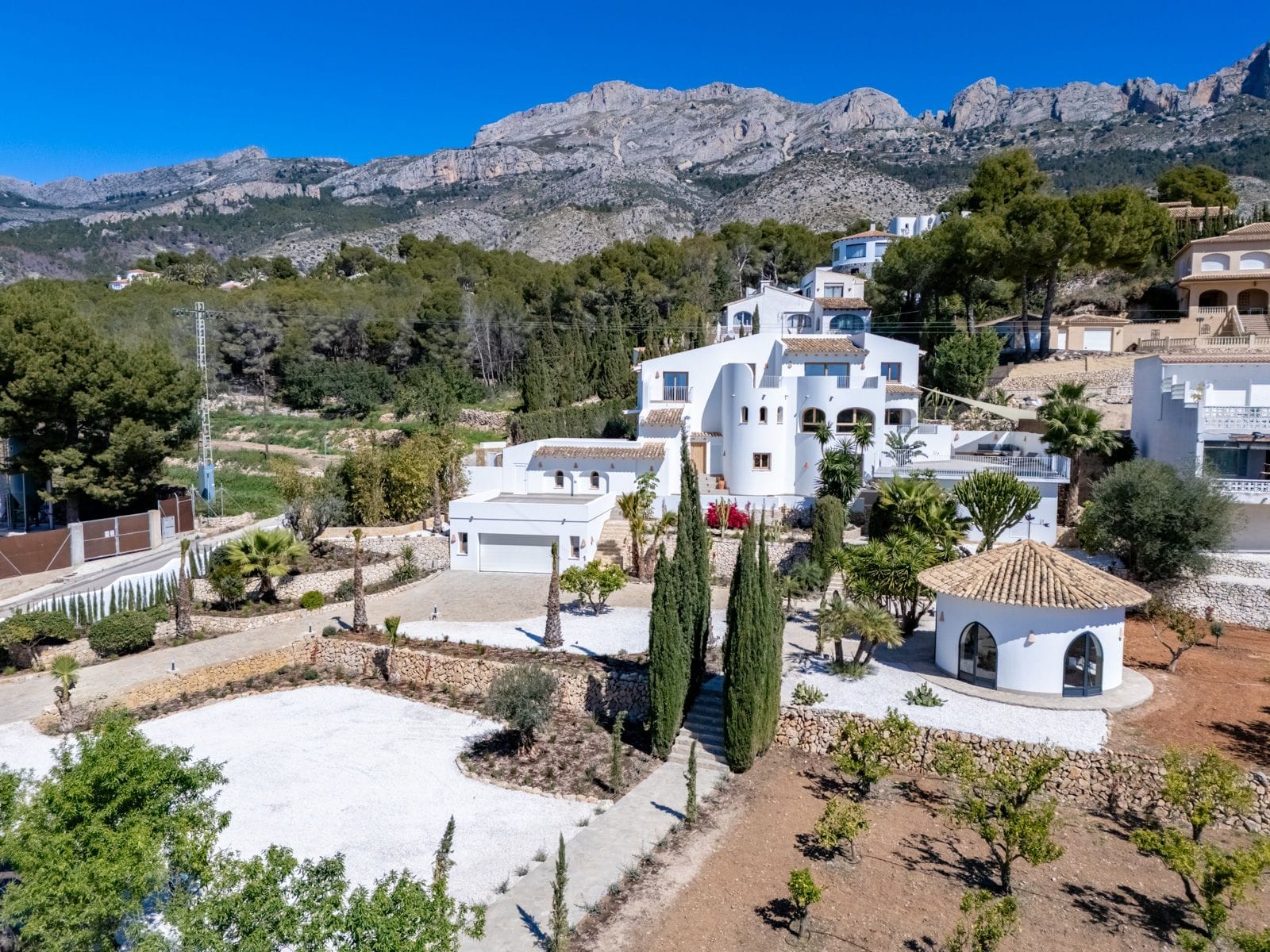 C384 - Impresionante Villa en Venta en Altea