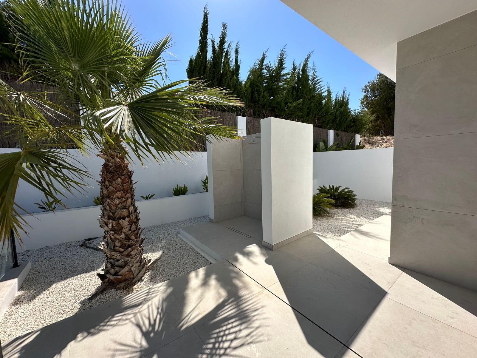 A347C - Preciosa villa de lujo y estilo moderno en Calpe