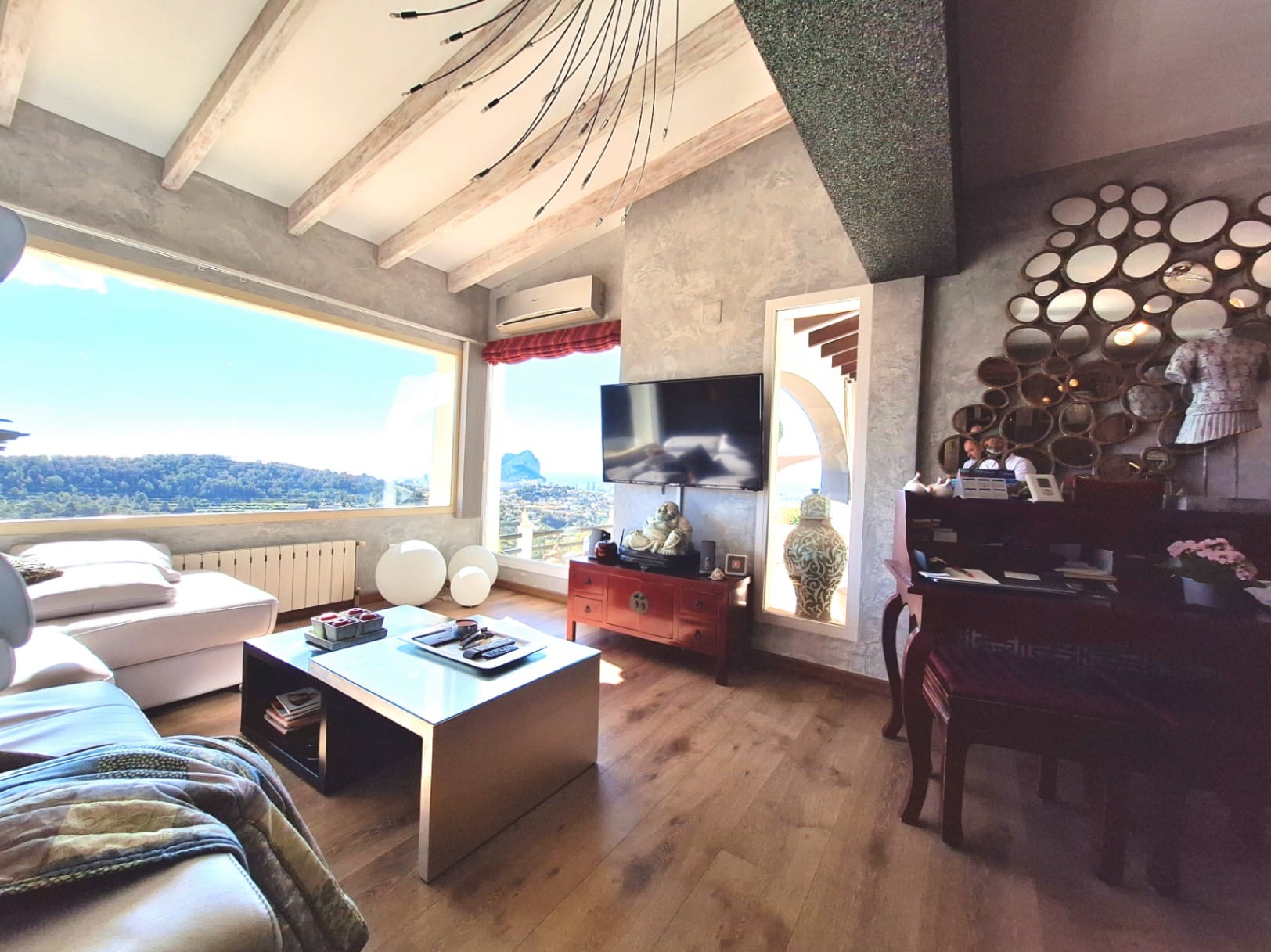 C383 - Villa con vistas panorámicas en Calpe