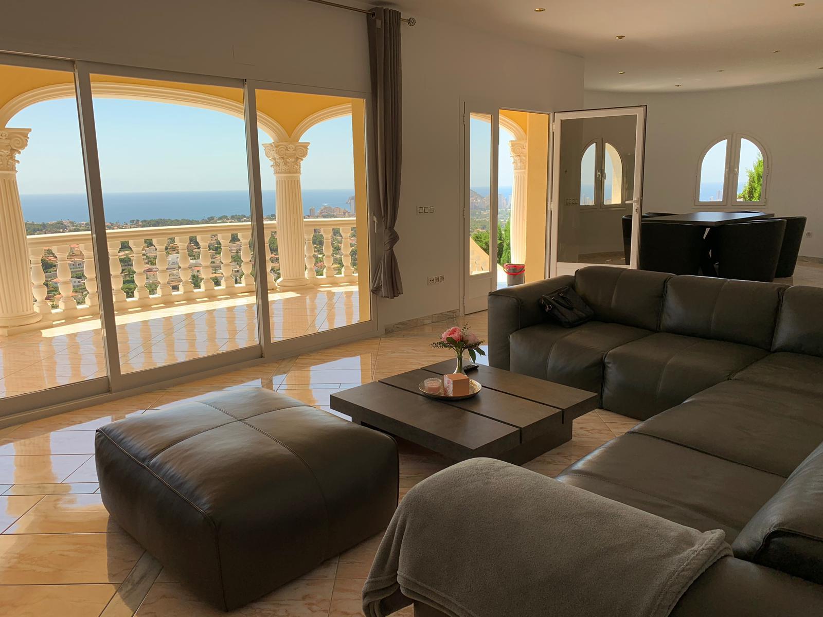 C289 - Villa de lujo con vistas panorámicas al mar