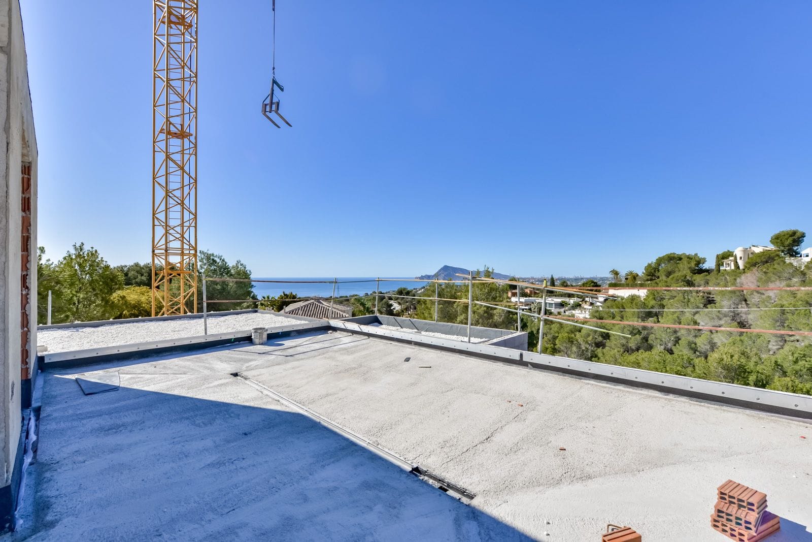C386 - Impresionante villa en construcción