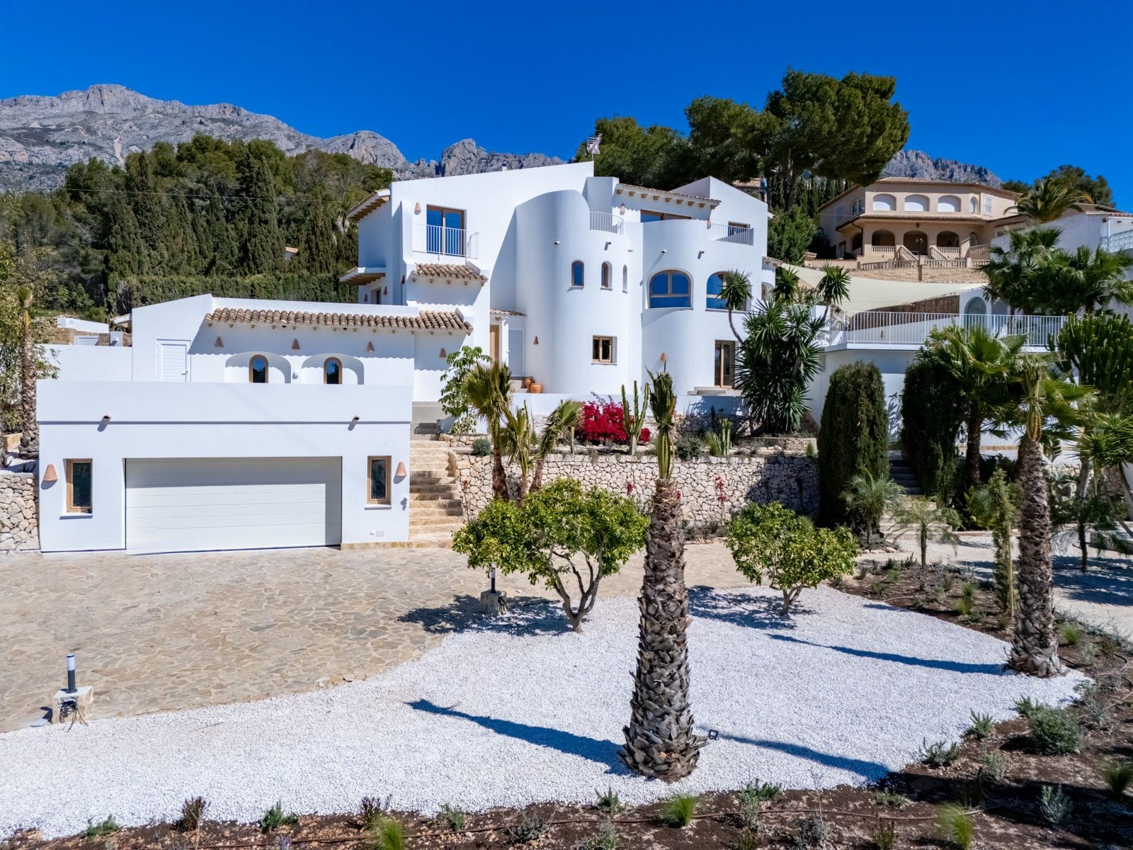 C384 - Impresionante Villa en Venta en Altea