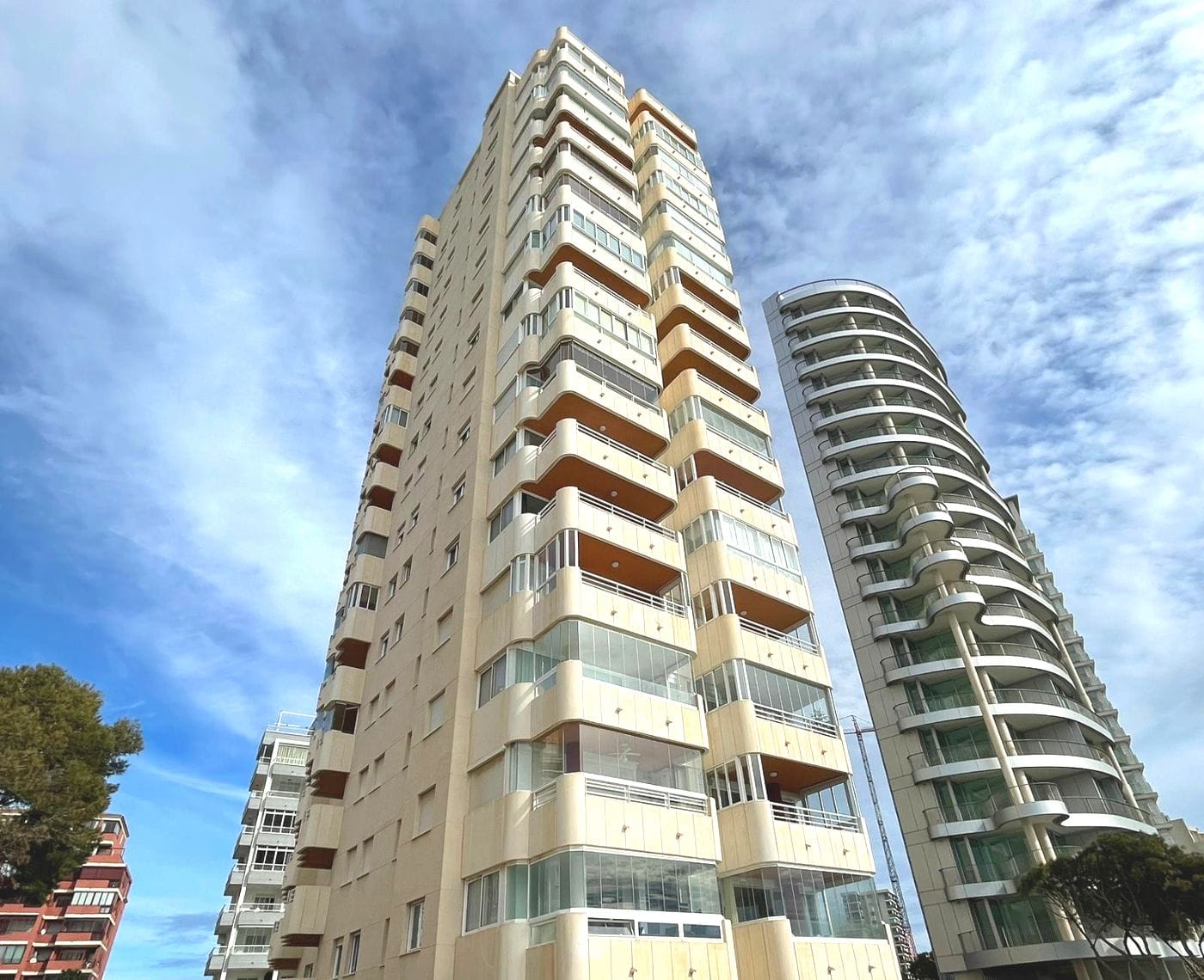 Twój zakątek nad Morzem Śródziemnym: światło, morze i spokój w Calpe