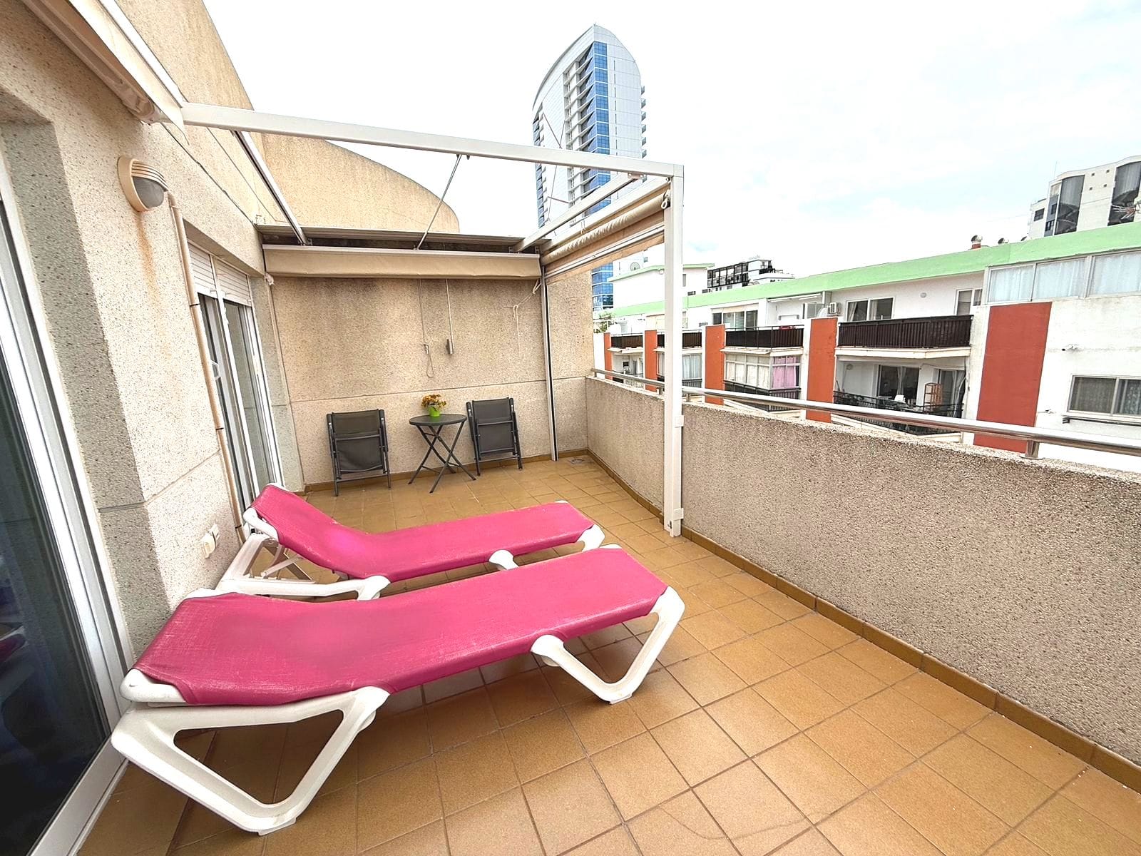 A385 - Penthouse z 2 sypialniami w centrum Calpe