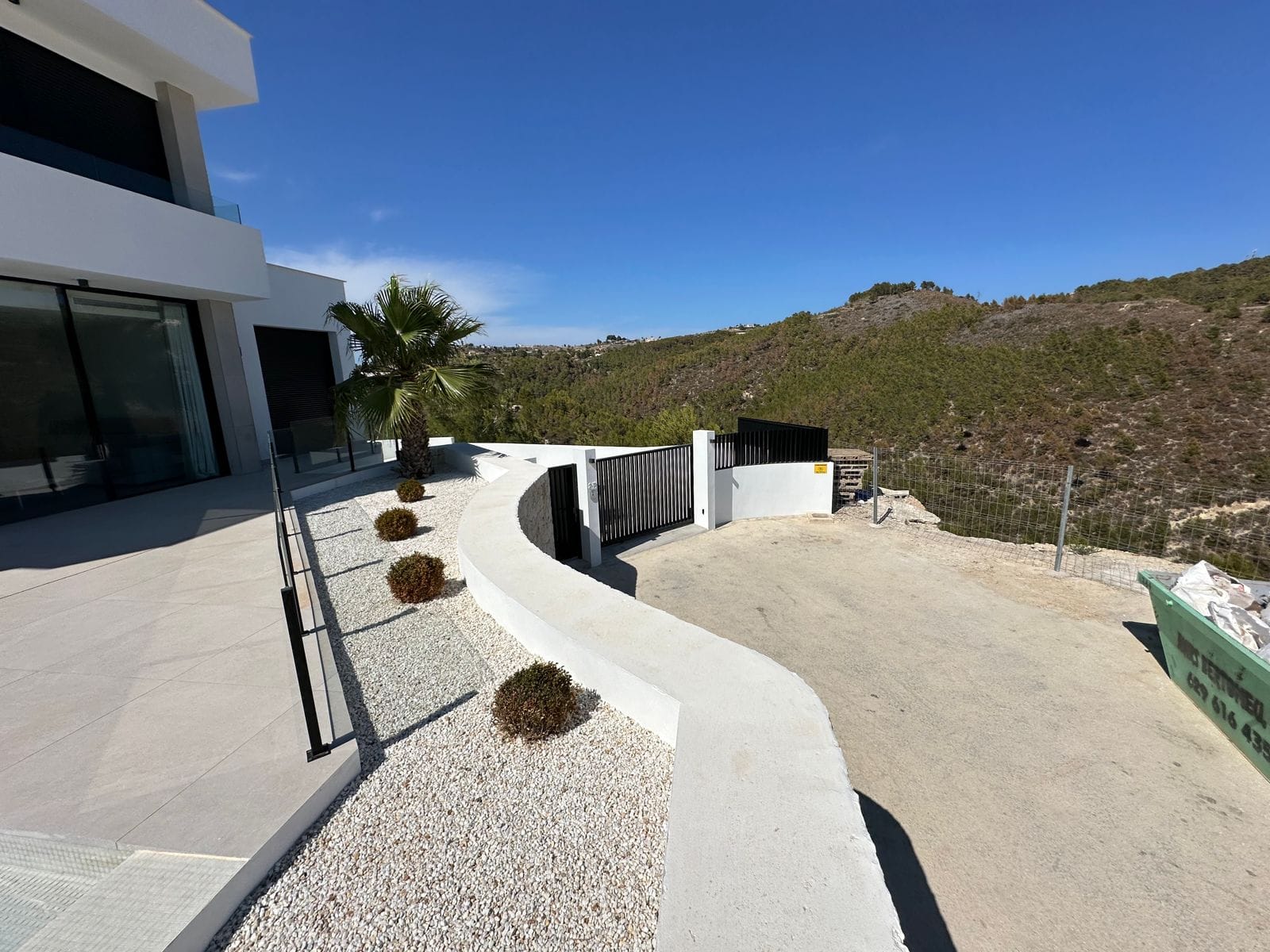 A347C - Preciosa villa de lujo y estilo moderno en Calpe