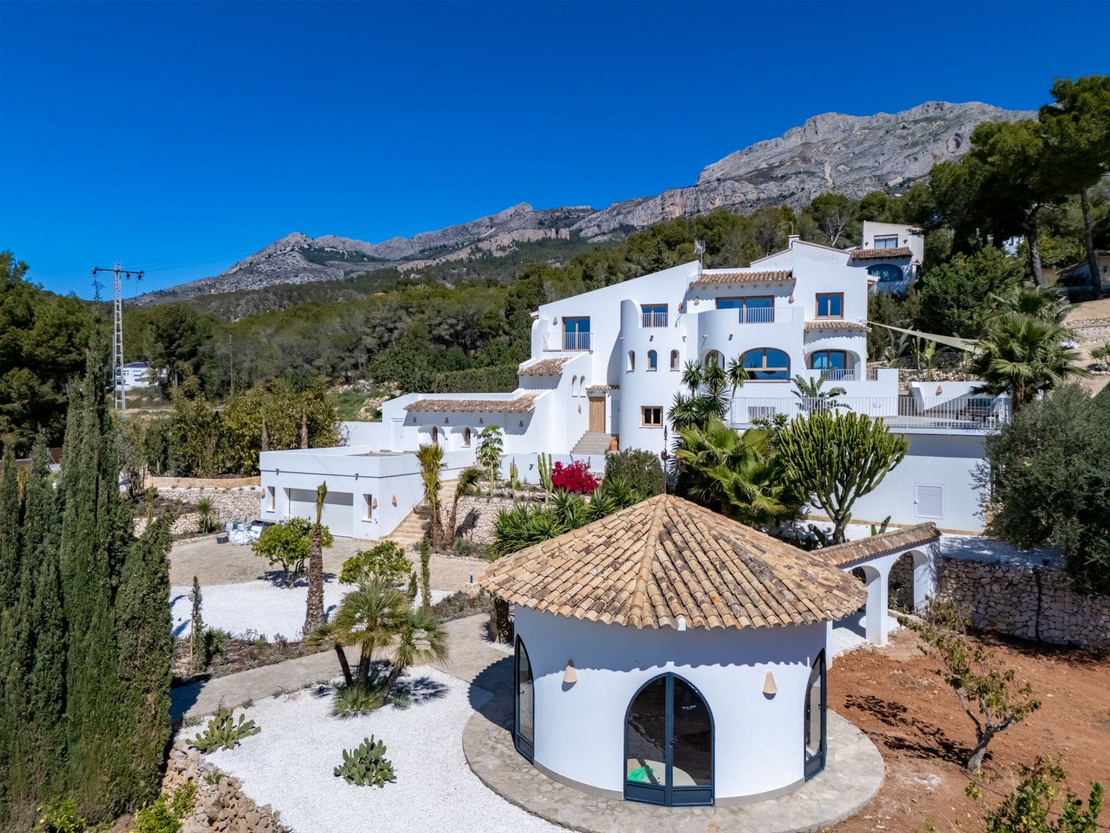 C384 - Impresionante Villa en Venta en Altea