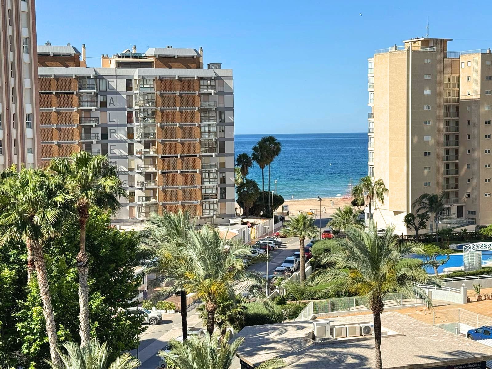 WOHNUNG, DIE 100 METER VON STRAND ENTFERNT IST