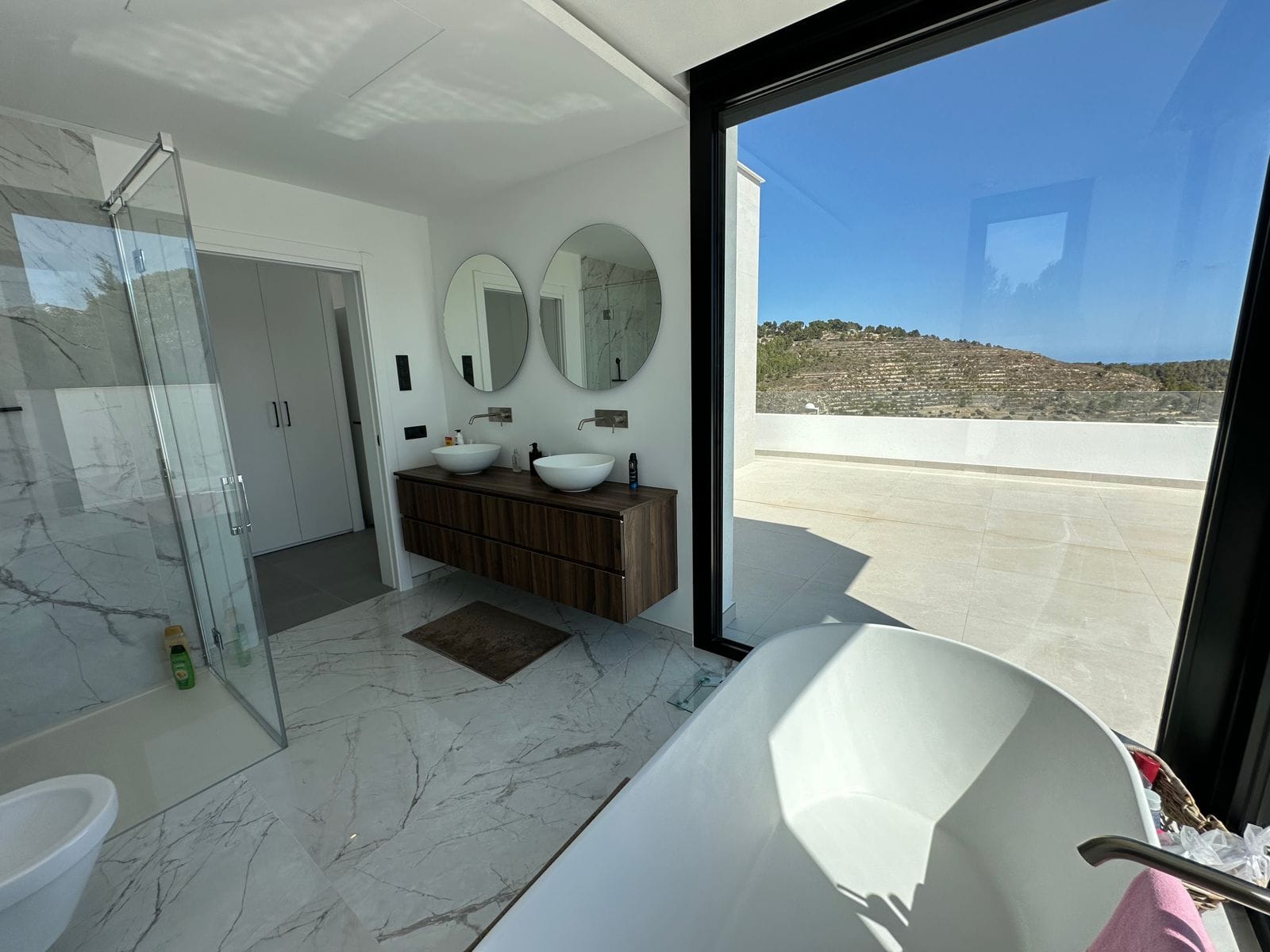 A347C - Preciosa villa de lujo y estilo moderno en Calpe