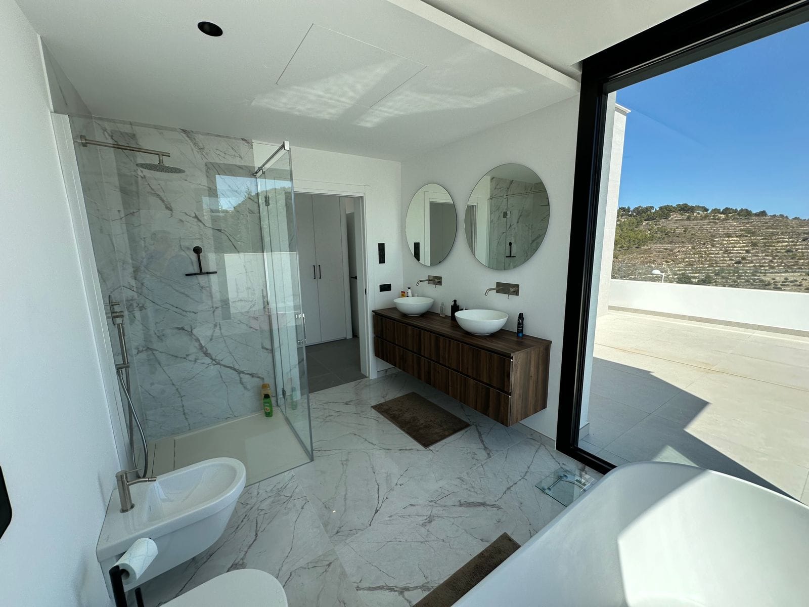 A347C - Preciosa villa de lujo y estilo moderno en Calpe