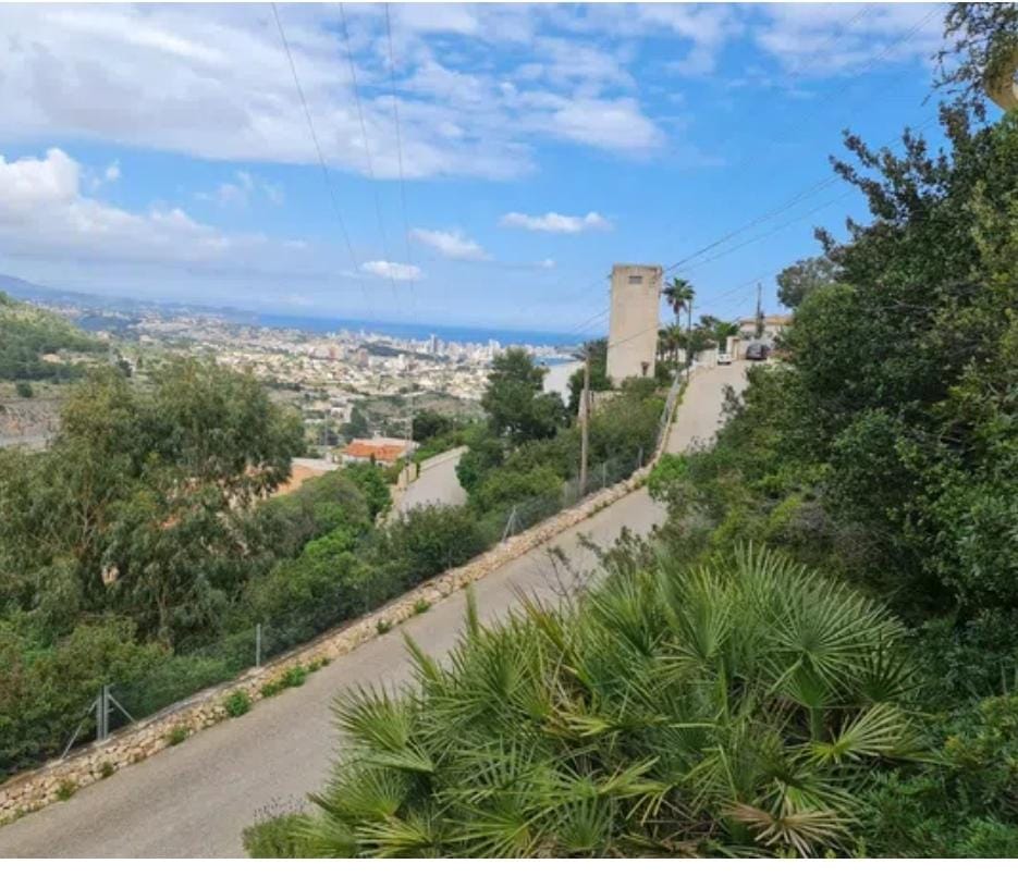 P40 - Plot in Calpe
