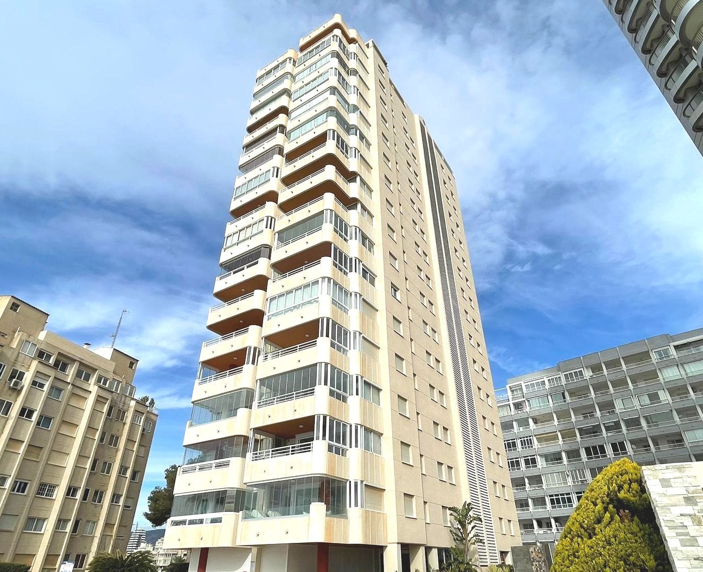 Twój zakątek nad Morzem Śródziemnym: światło, morze i spokój w Calpe