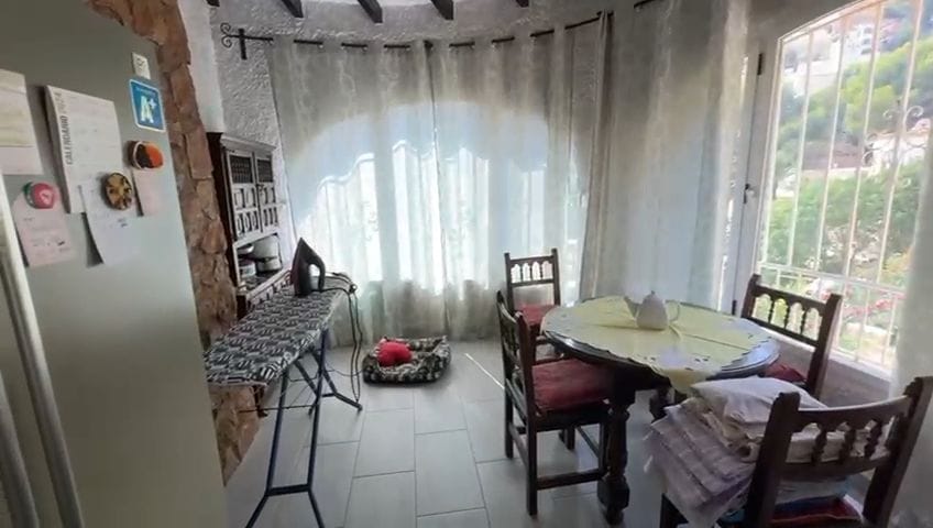 c398 - Preciosa villa en venta en Calpe con vistas al mar y 6 dormitorios
