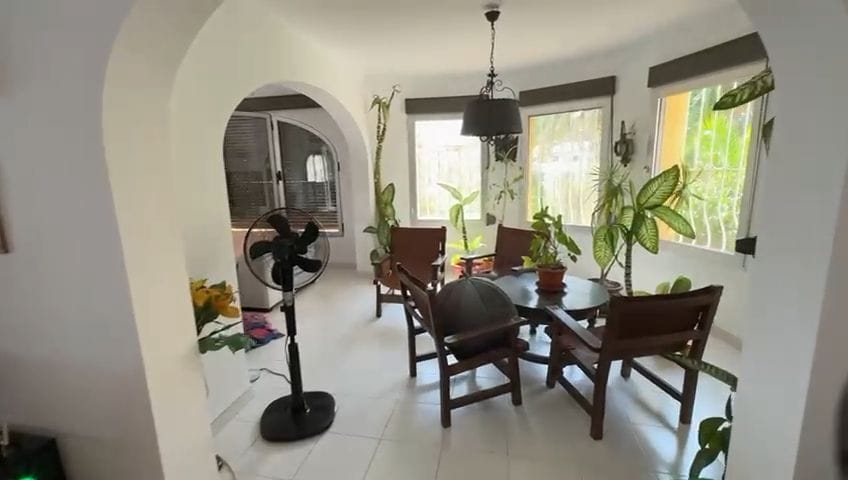 c398 - Preciosa villa en venta en Calpe con vistas al mar y 6 dormitorios