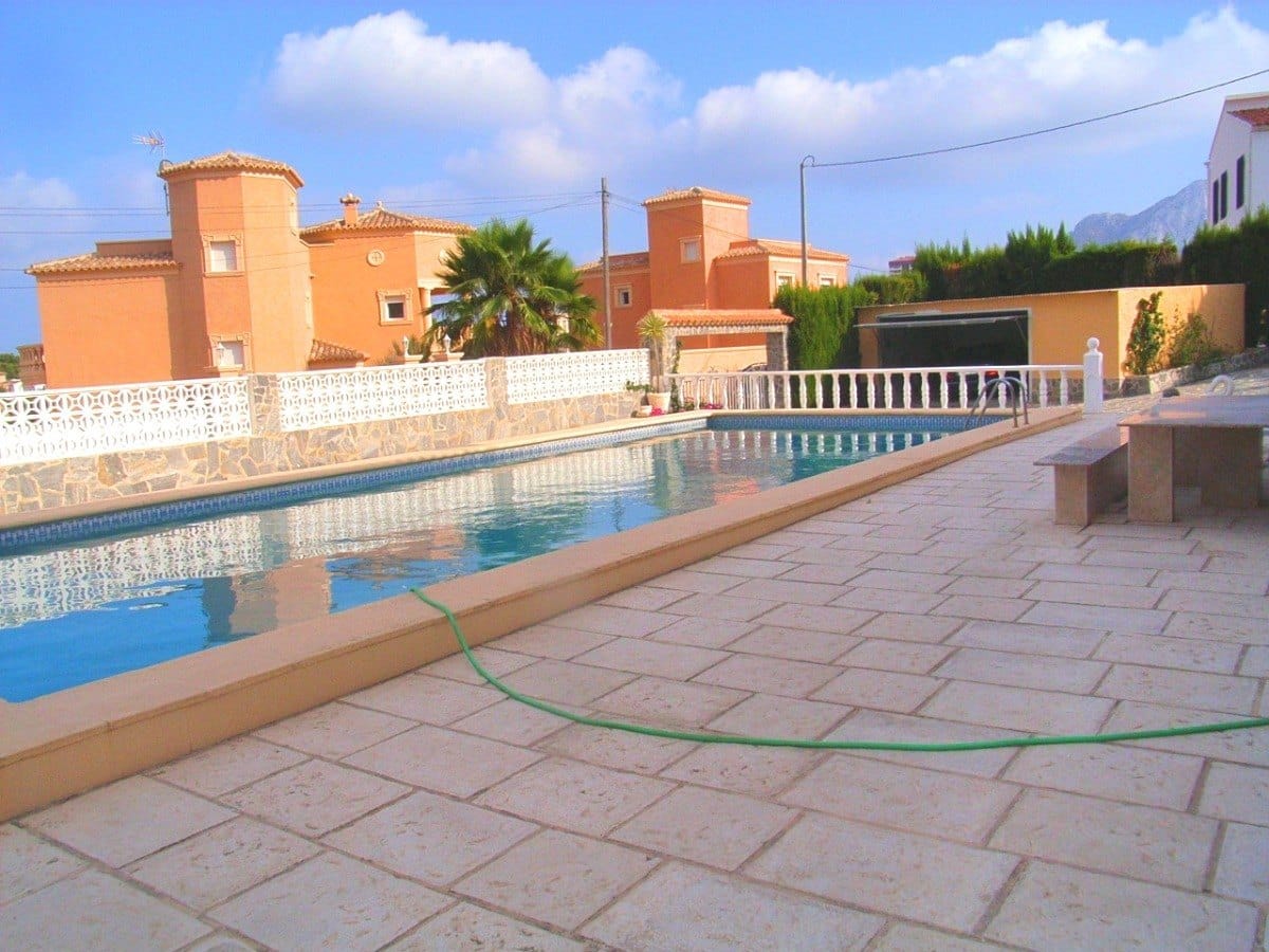 C548 - Gran Villa con piscina en Calpe
