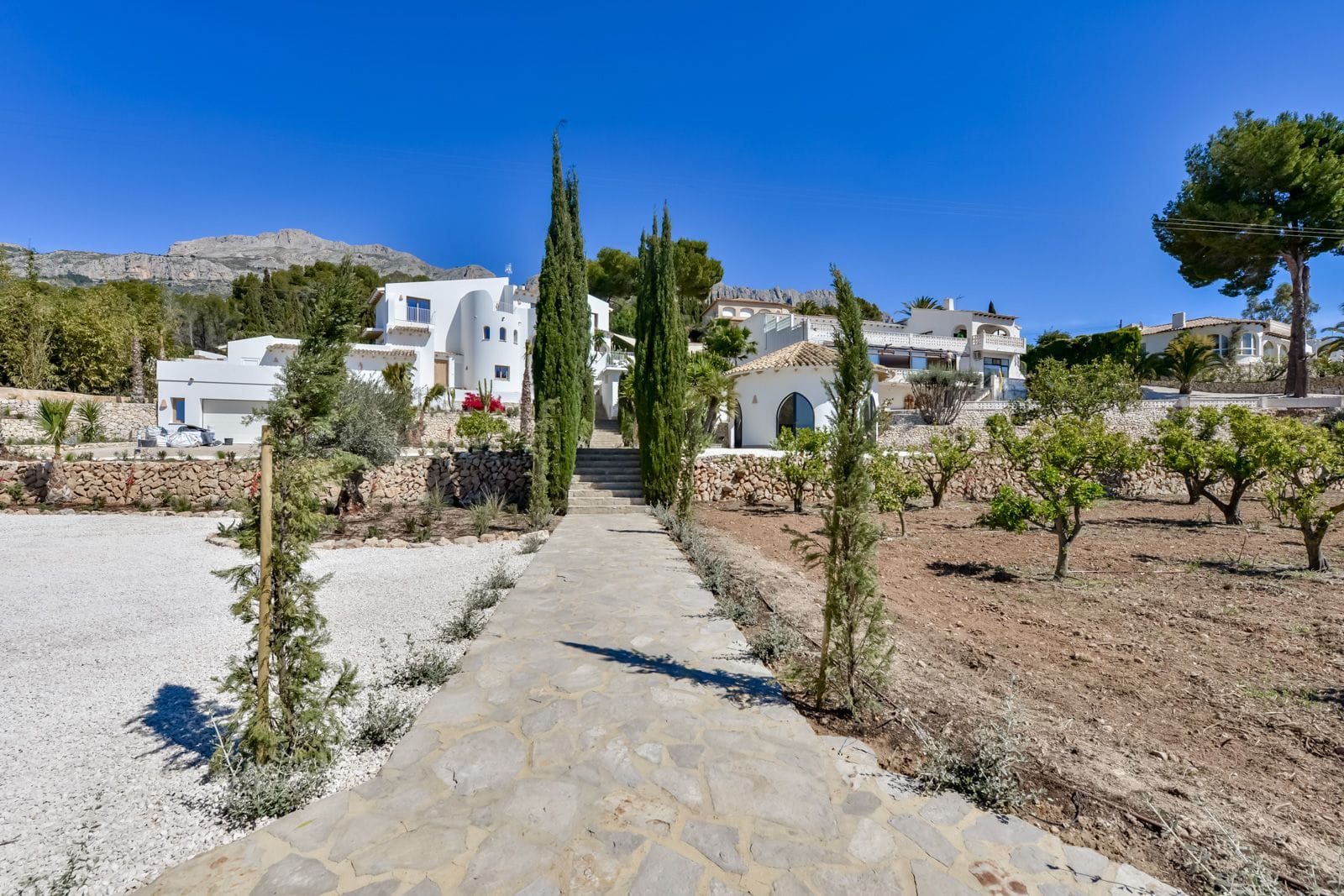 C384 - Impresionante Villa en Venta en Altea