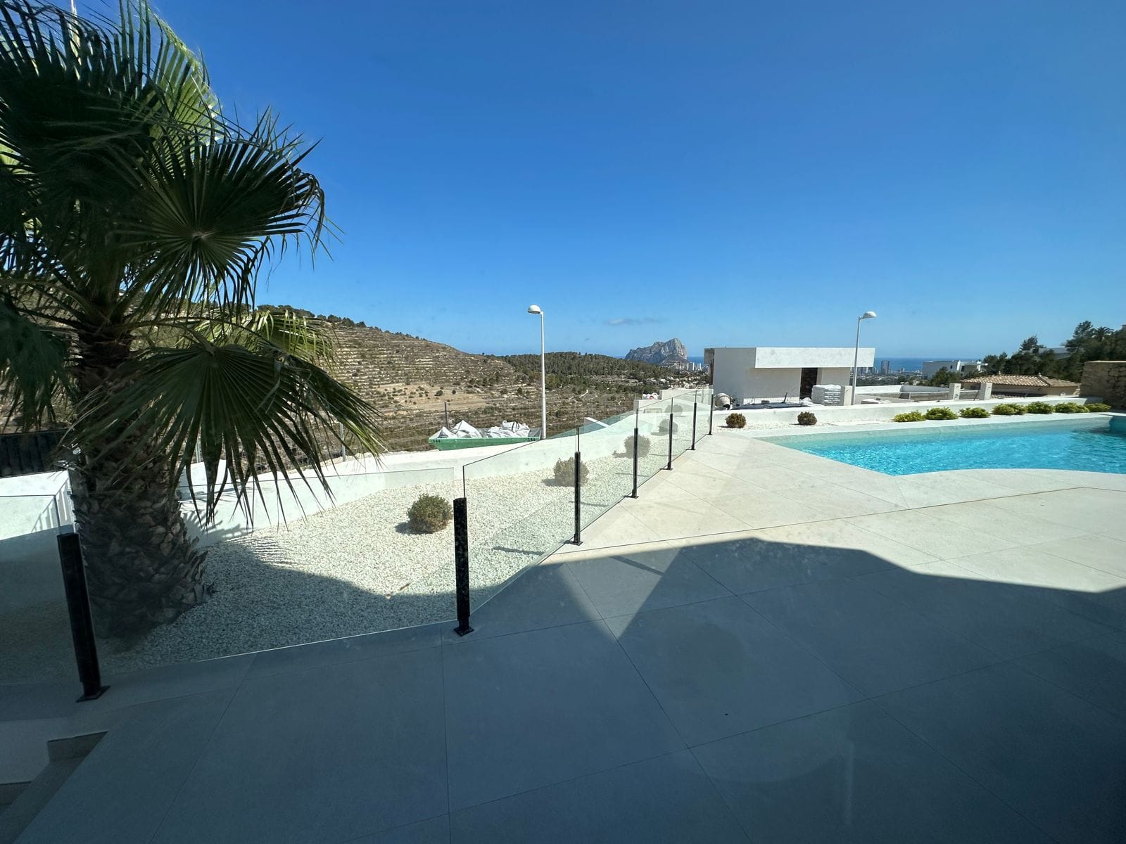 A347C - Preciosa villa de lujo y estilo moderno en Calpe