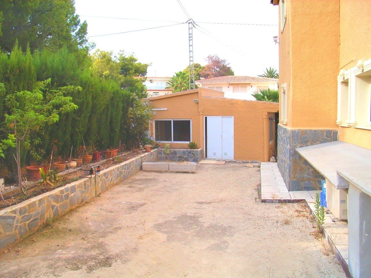 C548 - Gran Villa con piscina en Calpe