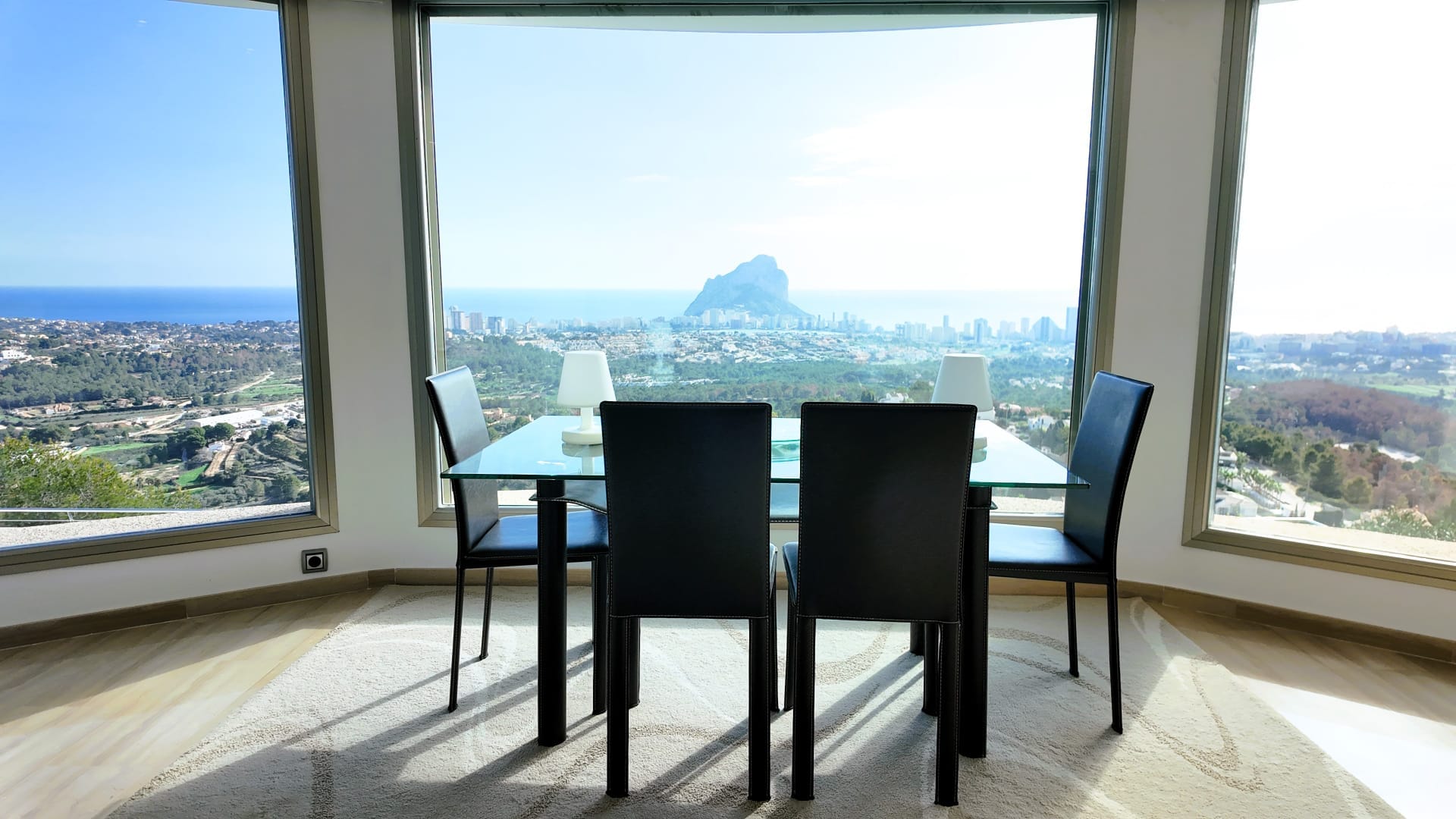 C373C - VILLA DE LUJO CON VISTAS IMPRESIONANTES