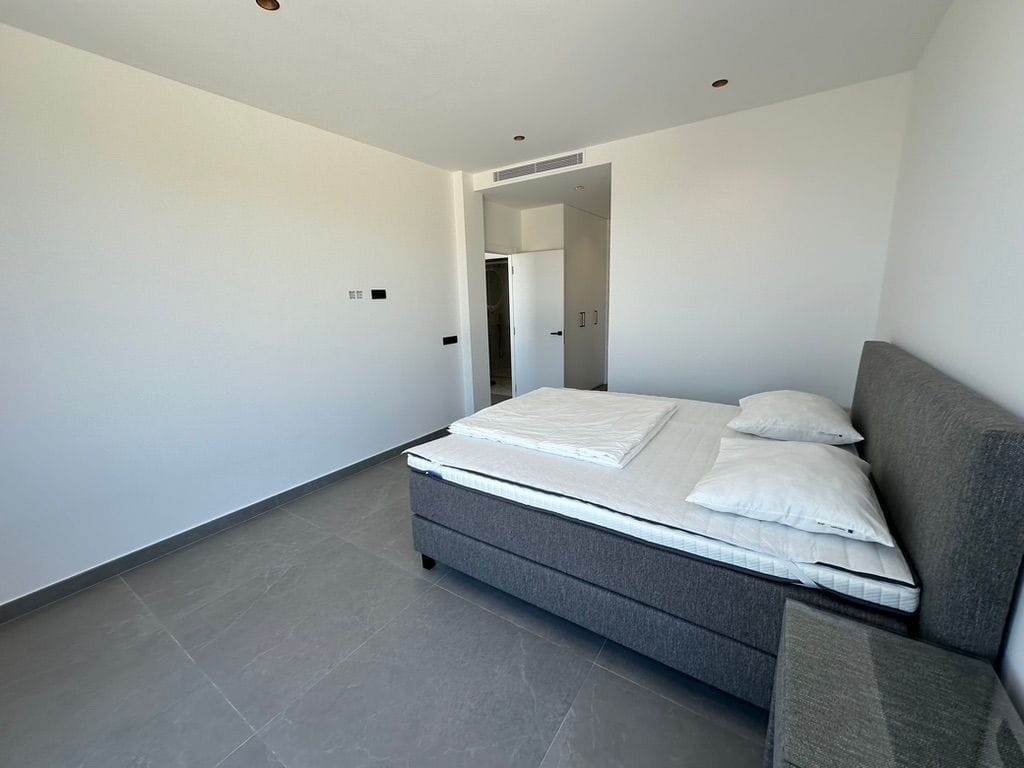 A347C - Preciosa villa de lujo y estilo moderno en Calpe