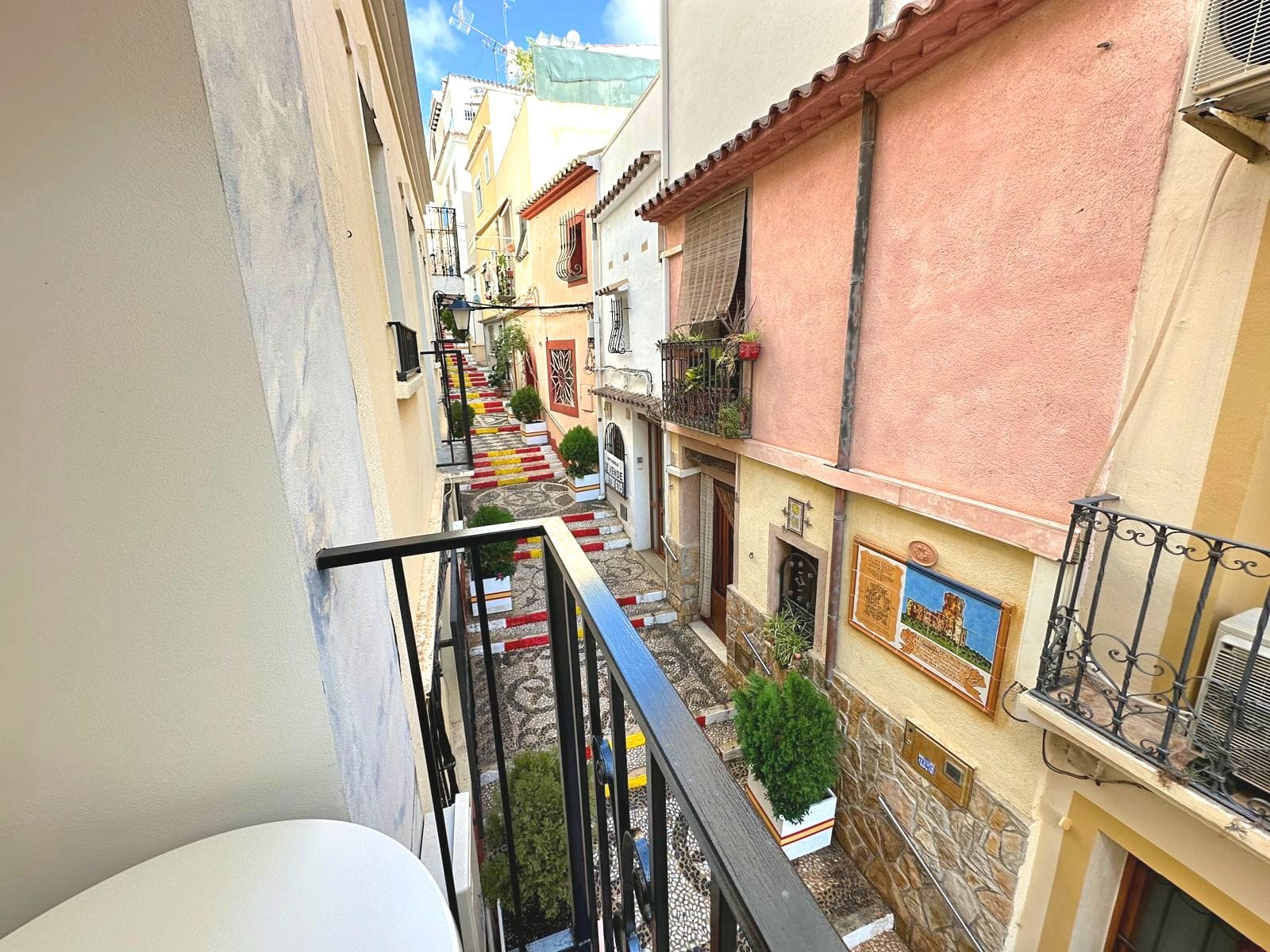 H001 - ¡Oportunidad! Hostal en el corazón histórico de Calpe