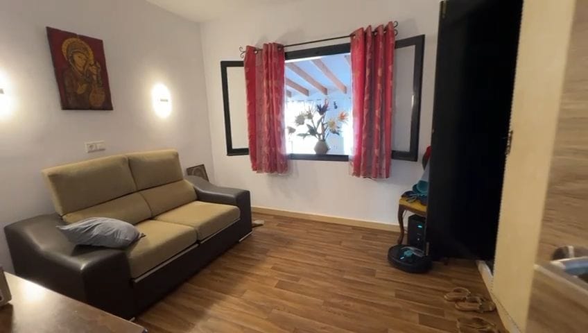 c398 - Preciosa villa en venta en Calpe con vistas al mar y 6 dormitorios
