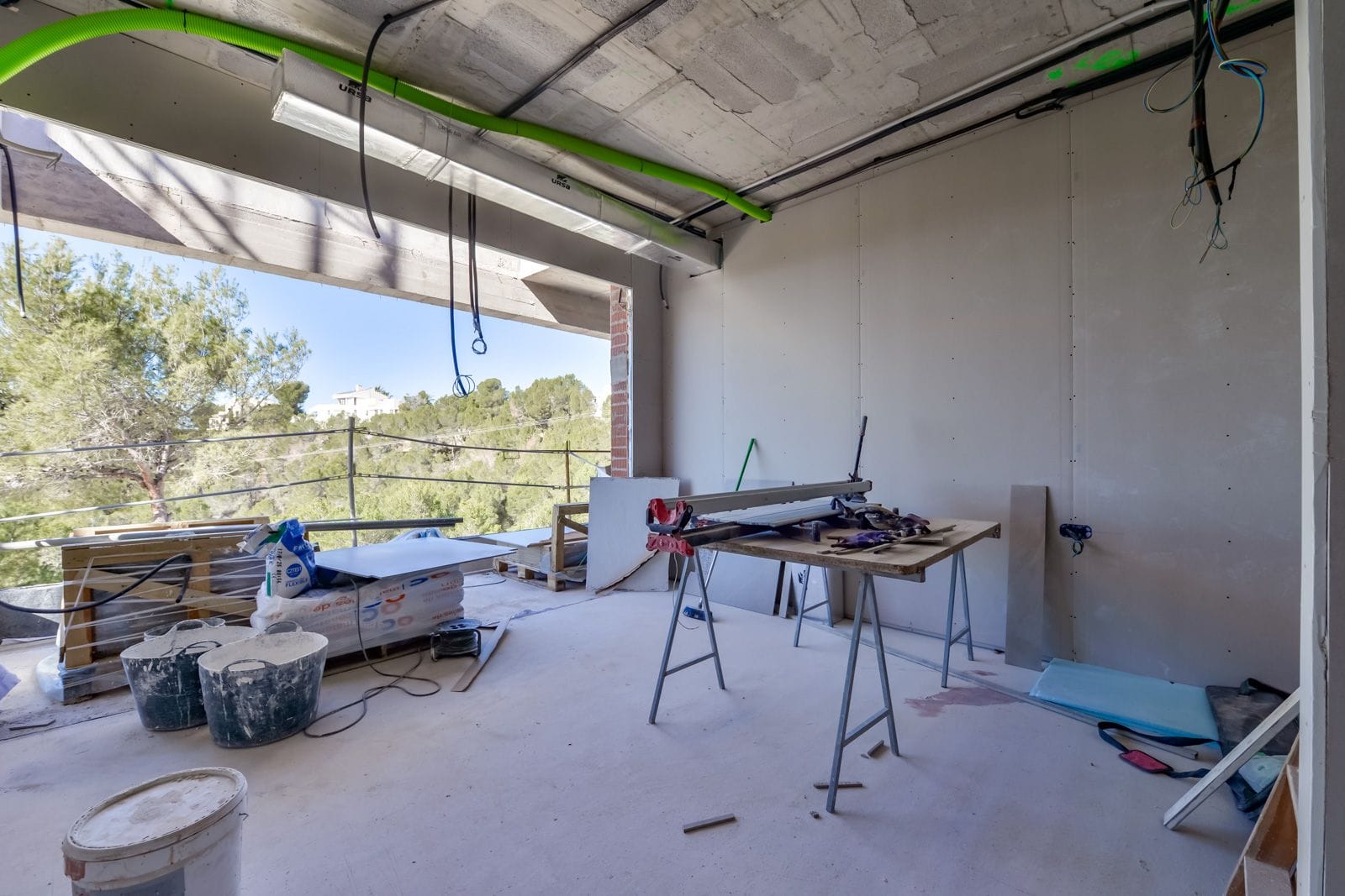 C386 - Impresionante villa en construcción