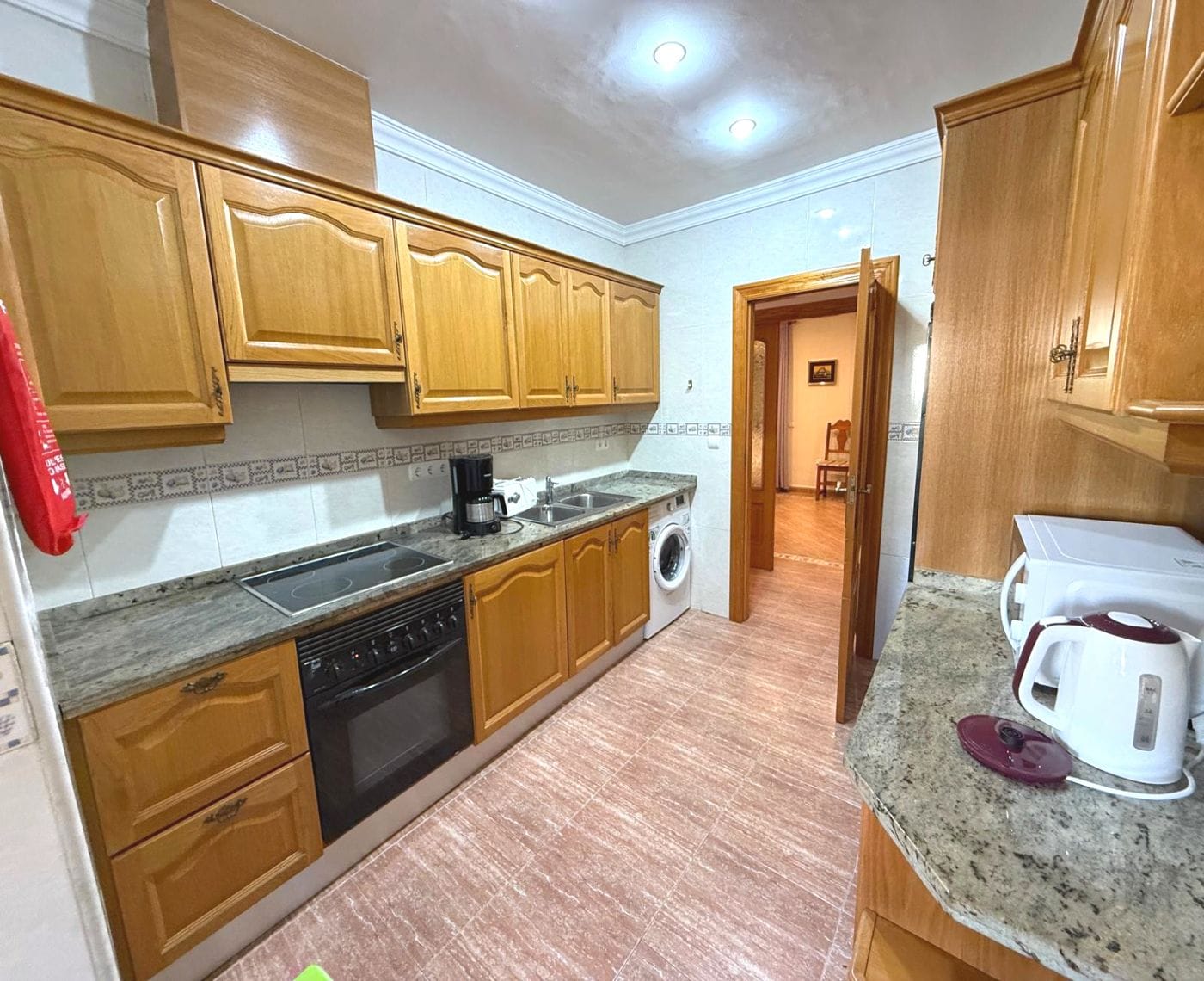 C417 - Magnífica villa con piscina y 11 habitaciones en una de las mejores zonas de Calpe