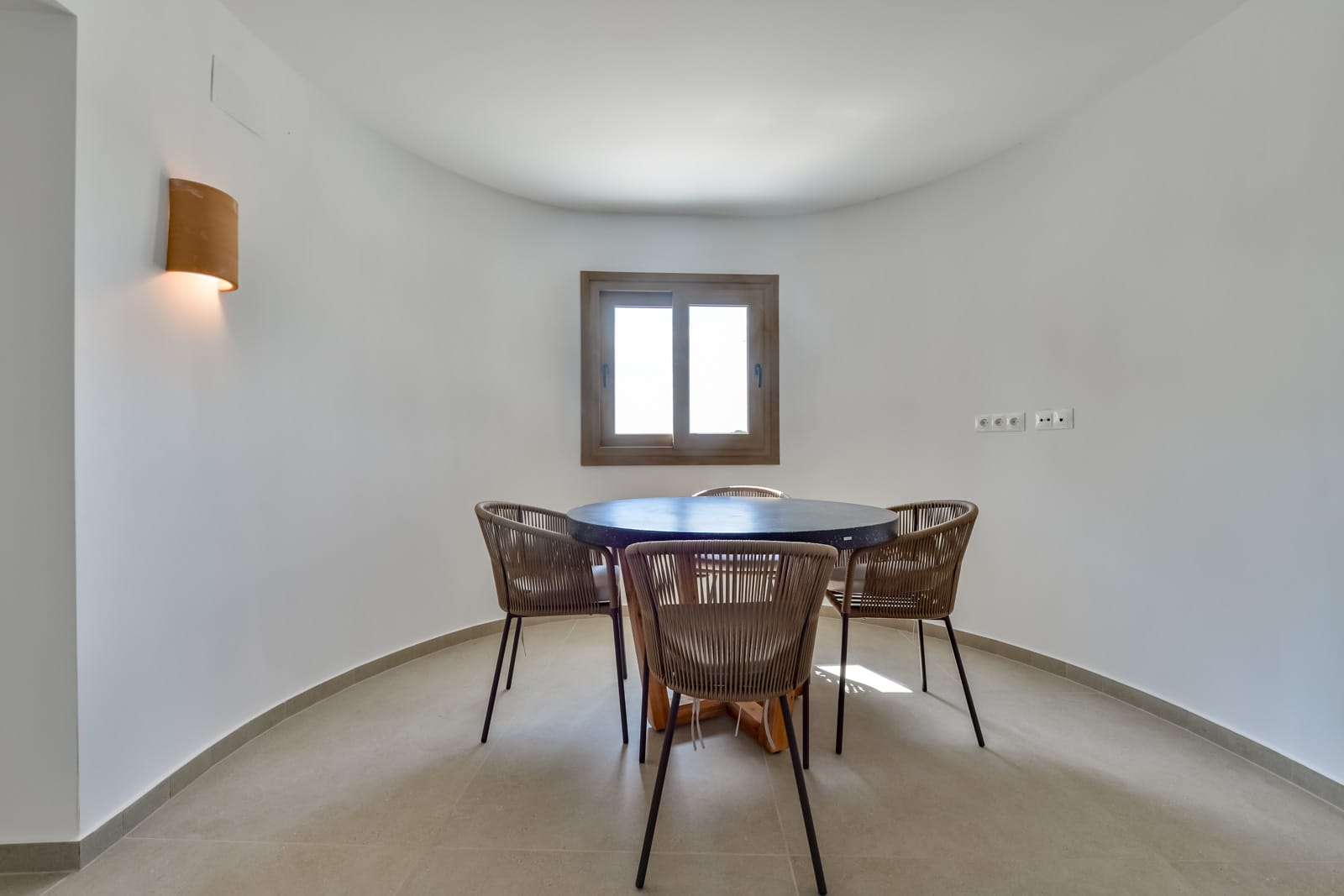 C384 - Impresionante Villa en Venta en Altea