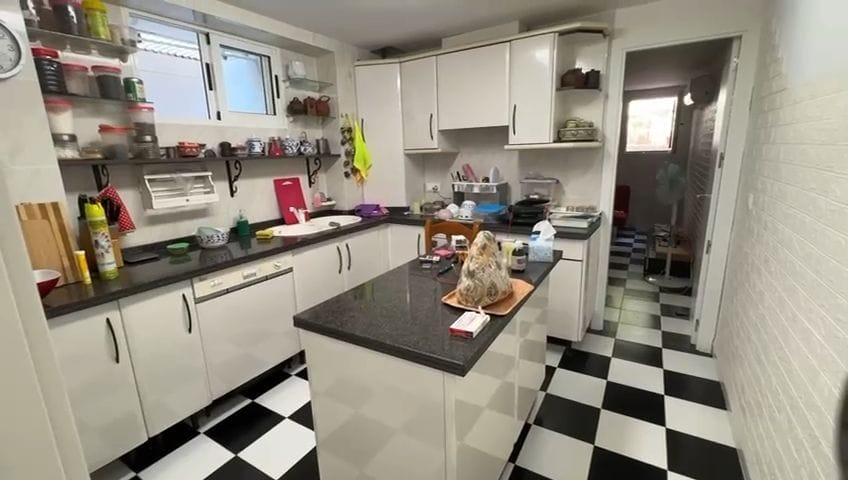 c398 - Preciosa villa en venta en Calpe con vistas al mar y 6 dormitorios
