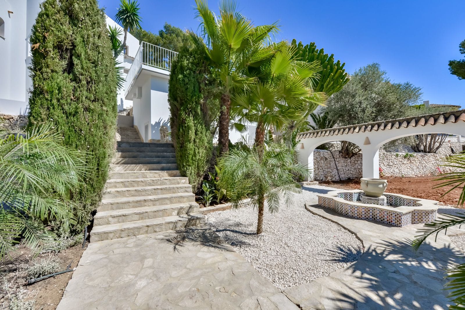 C384 - Impresionante Villa en Venta en Altea