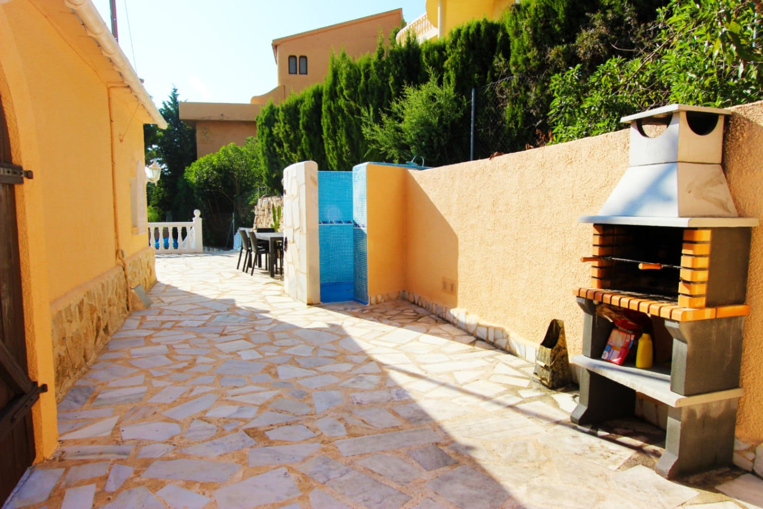 C397 - Villa de 3 dormitorios con vistas al mar y a las montañas