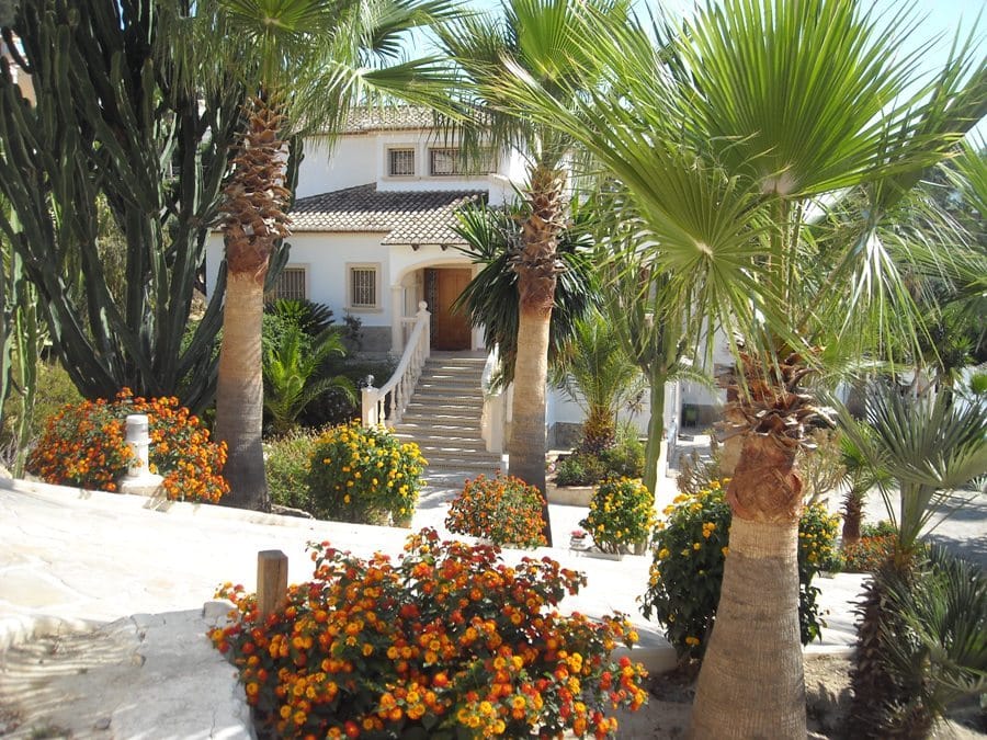 PL112I8JB - Villa en venta en Calpe